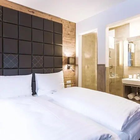Avenida Mountain Lejlighedshotel 4*
