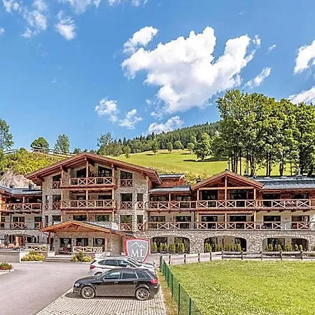 Avenida Mountain Incl Joker Card Aparthotel 4*