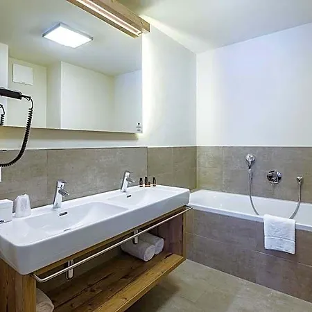 Avenida Mountain Incl Joker Card Aparthotel